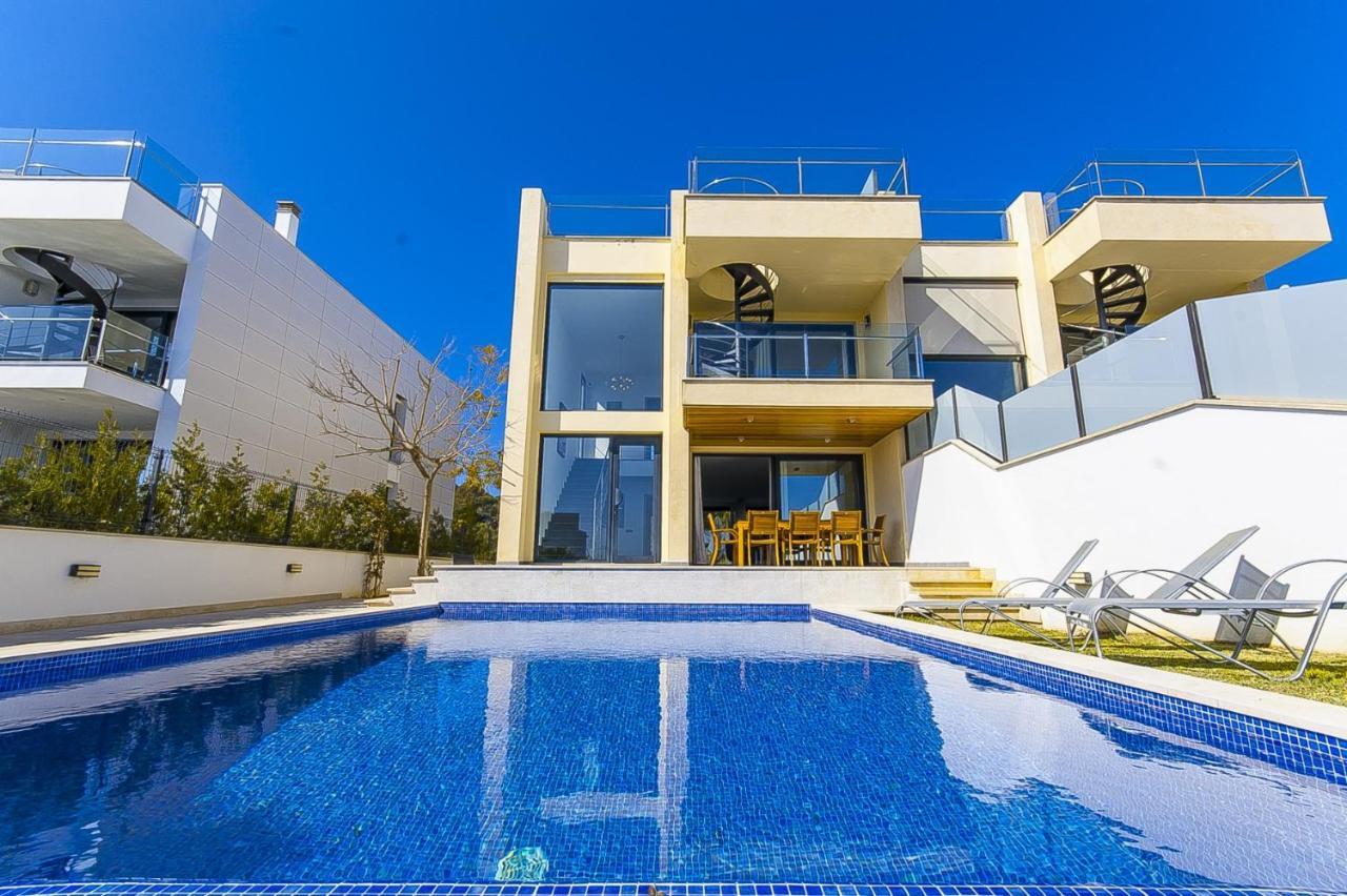 Villa Aqua อัลกูเดีย ภายนอก รูปภาพ